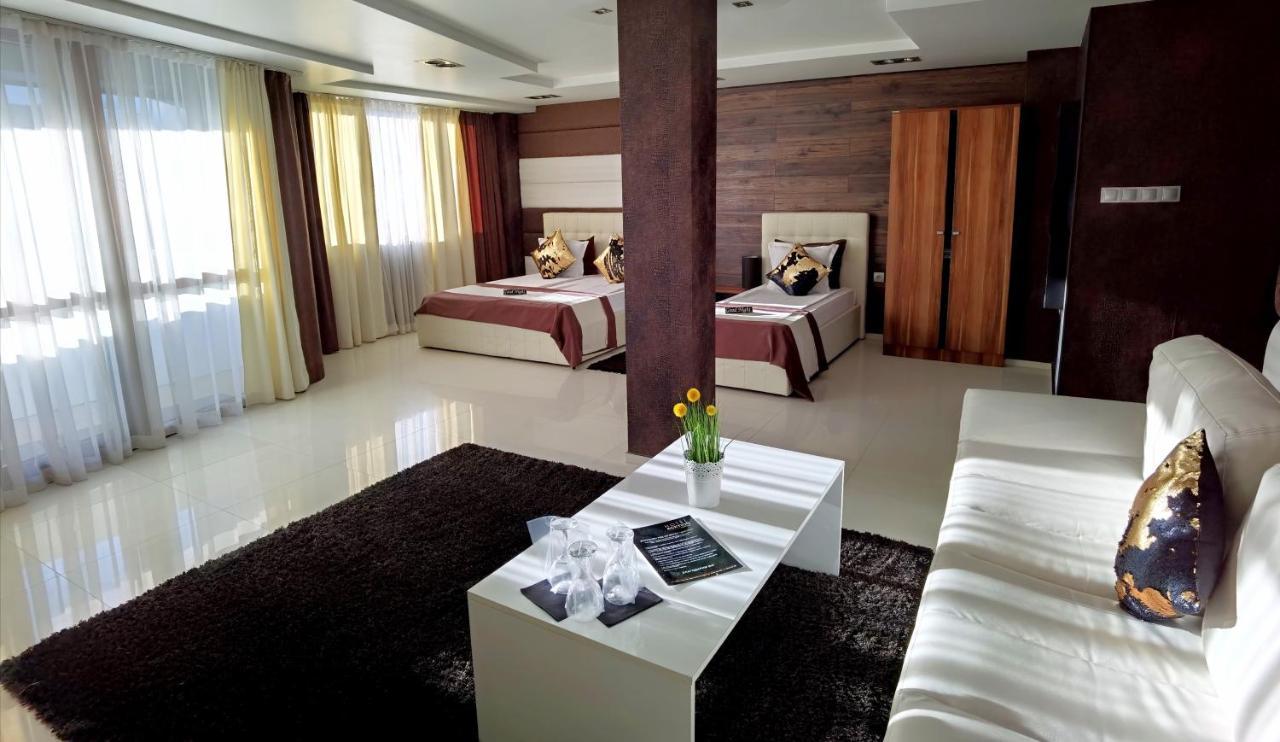 Hotel Acktion Σούμεν Εξωτερικό φωτογραφία