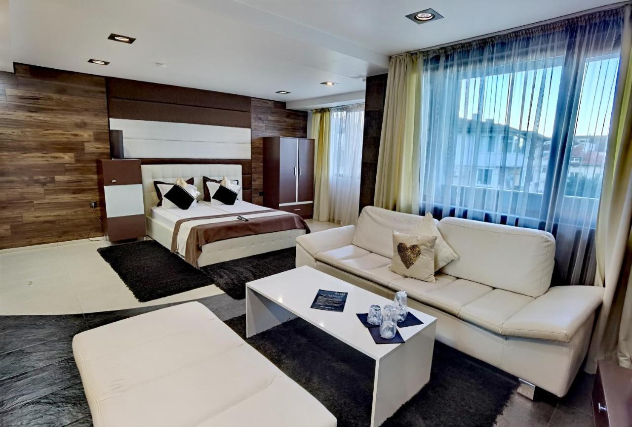 Hotel Acktion Σούμεν Εξωτερικό φωτογραφία