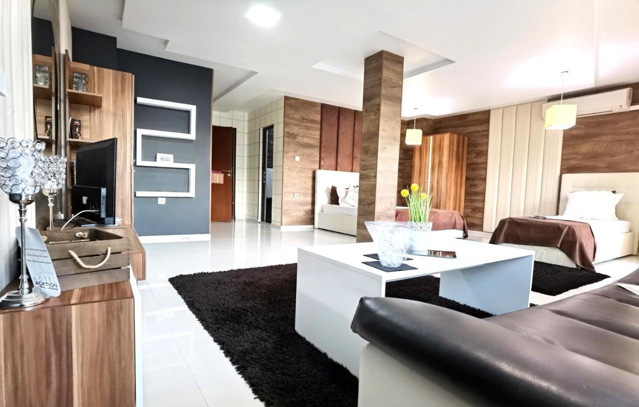 Hotel Acktion Σούμεν Εξωτερικό φωτογραφία