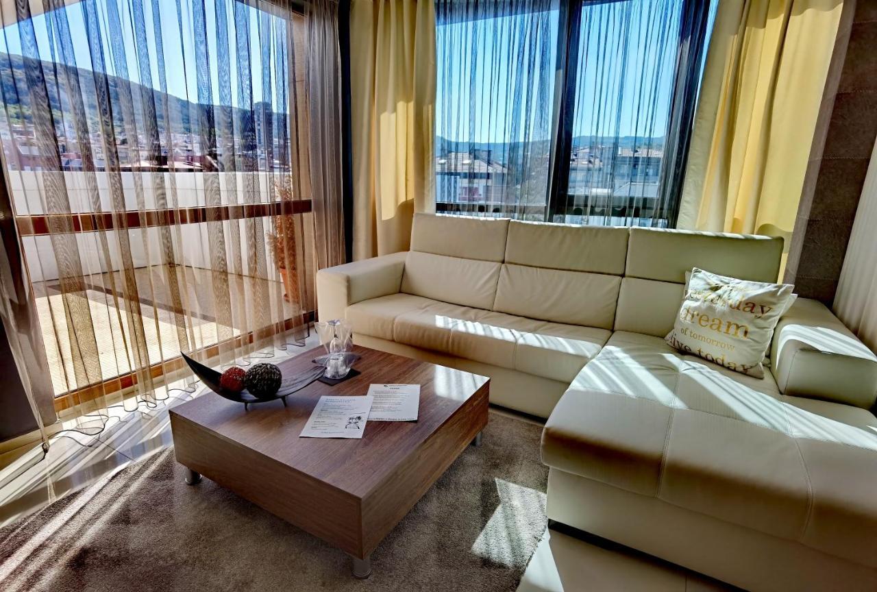 Hotel Acktion Σούμεν Εξωτερικό φωτογραφία