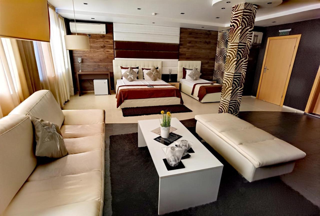 Hotel Acktion Σούμεν Εξωτερικό φωτογραφία