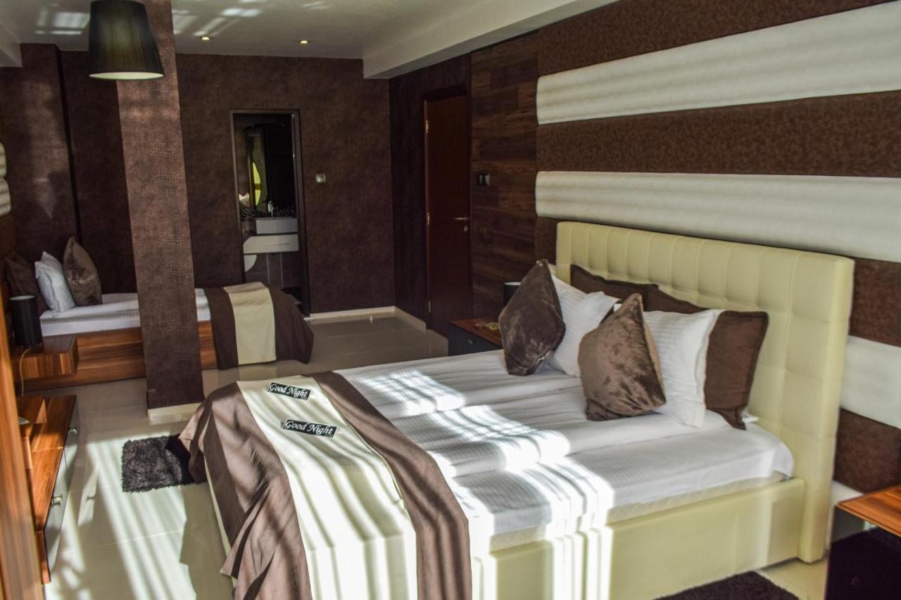 Hotel Acktion Σούμεν Εξωτερικό φωτογραφία