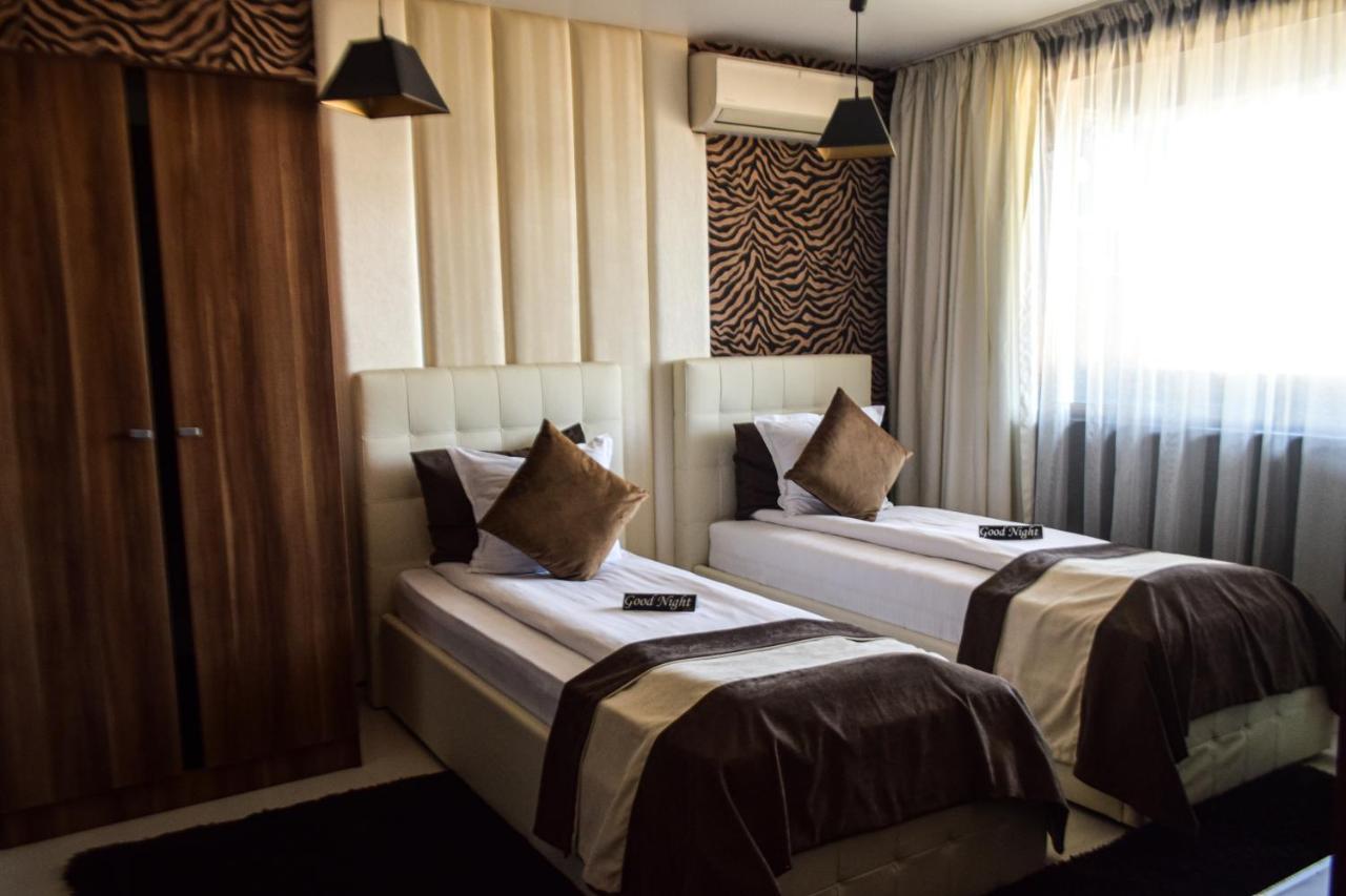 Hotel Acktion Σούμεν Εξωτερικό φωτογραφία