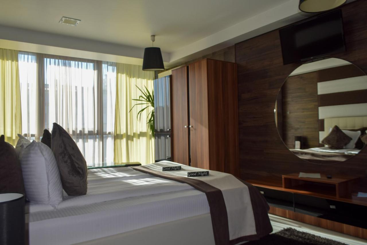 Hotel Acktion Σούμεν Εξωτερικό φωτογραφία