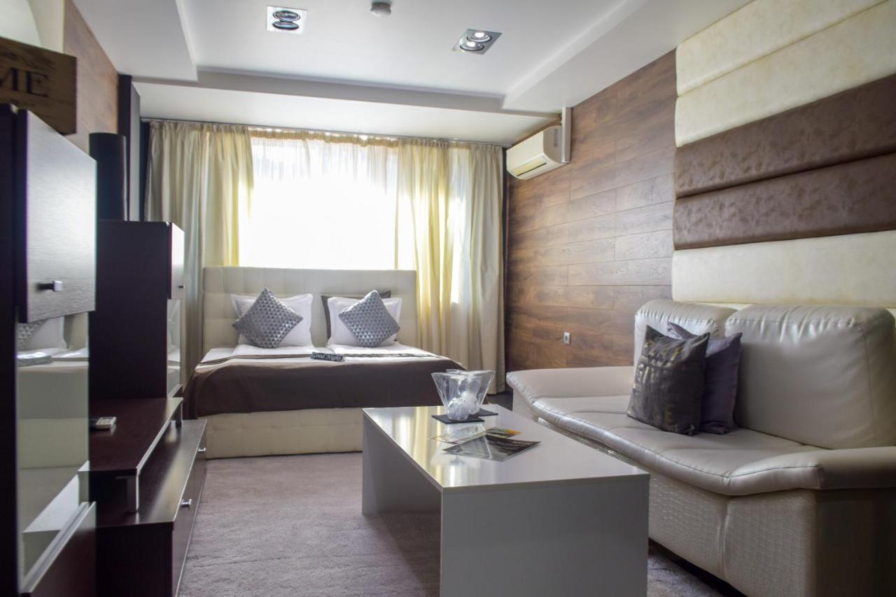 Hotel Acktion Σούμεν Εξωτερικό φωτογραφία